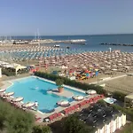 Hotel Excelsior
