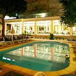 Excelsior Hotel 3*