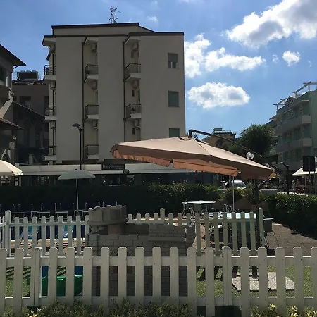艾克塞西尔酒店